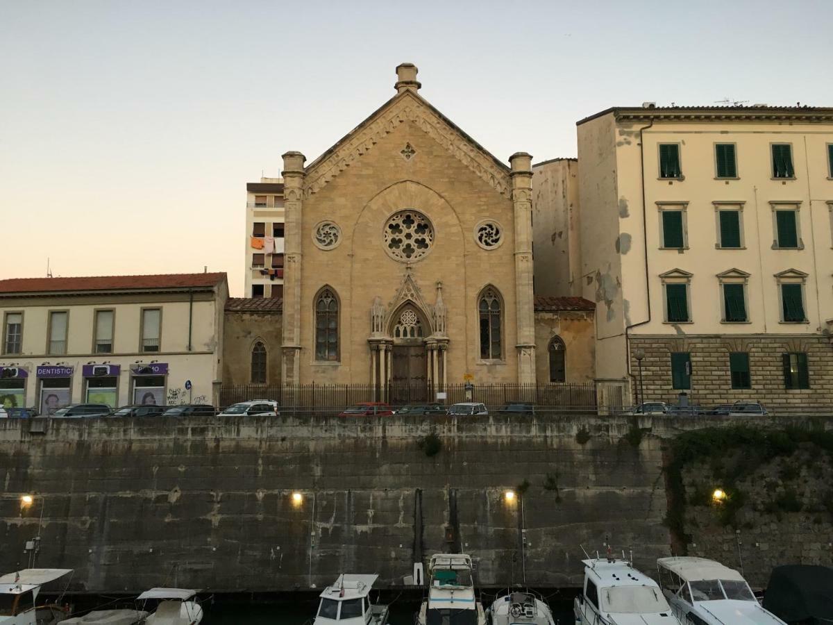 L'Ora Delle Streghe B&B Centralissimo Livorno Exterior foto